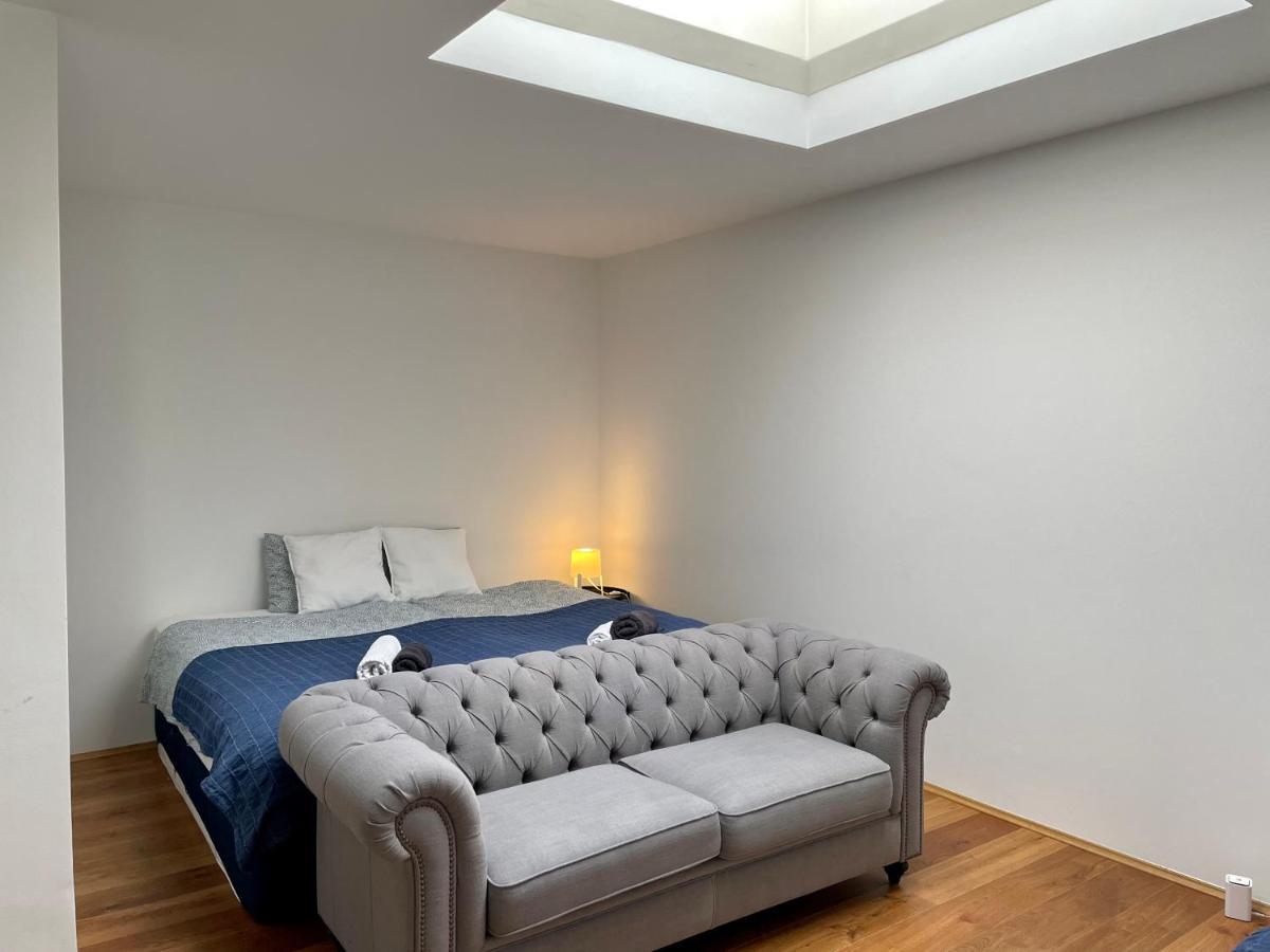 Eca Rooftop Live - Private Rooms & Serviced Apartments Vídeň Exteriér fotografie